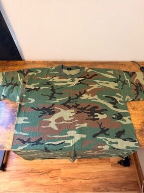 Vintage Military issued Camo Crewneck T-Shirt - Green/Brown/Black